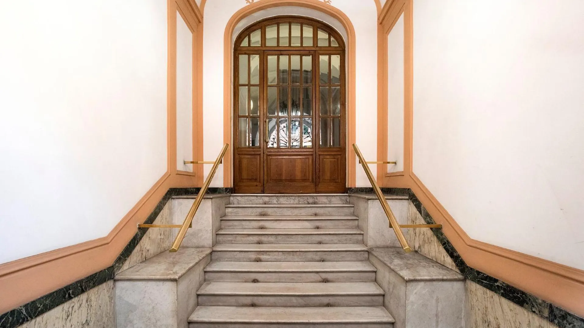 דירה רומא Paramount Penthouse